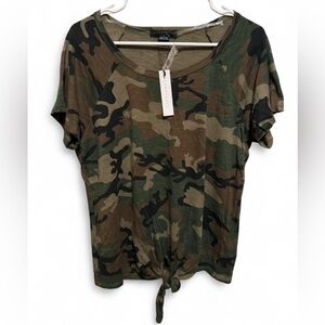 Sanctuary Green Camo Short Sleeve Top NWT large